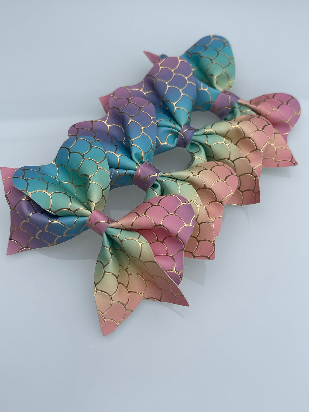 Rainbow Scale Bow Set