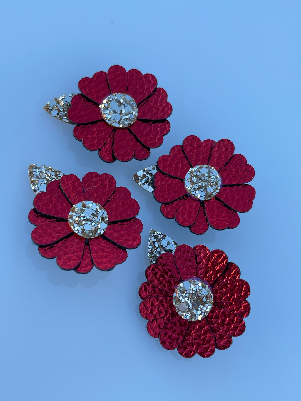 Signal Detail Mini Flower Clip