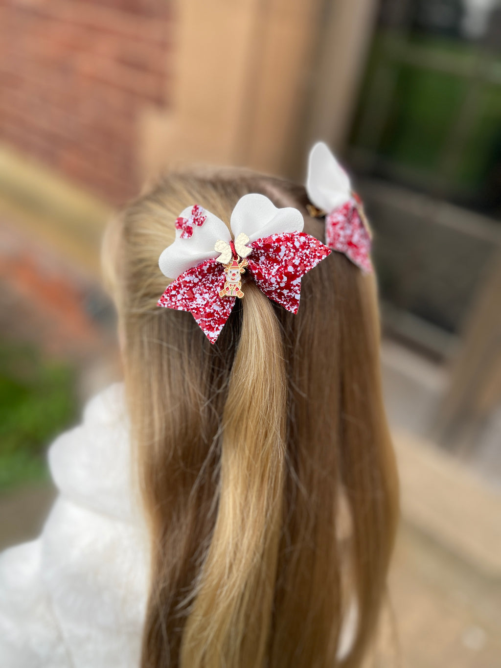 Glitter Detail Bow Clip-Single
