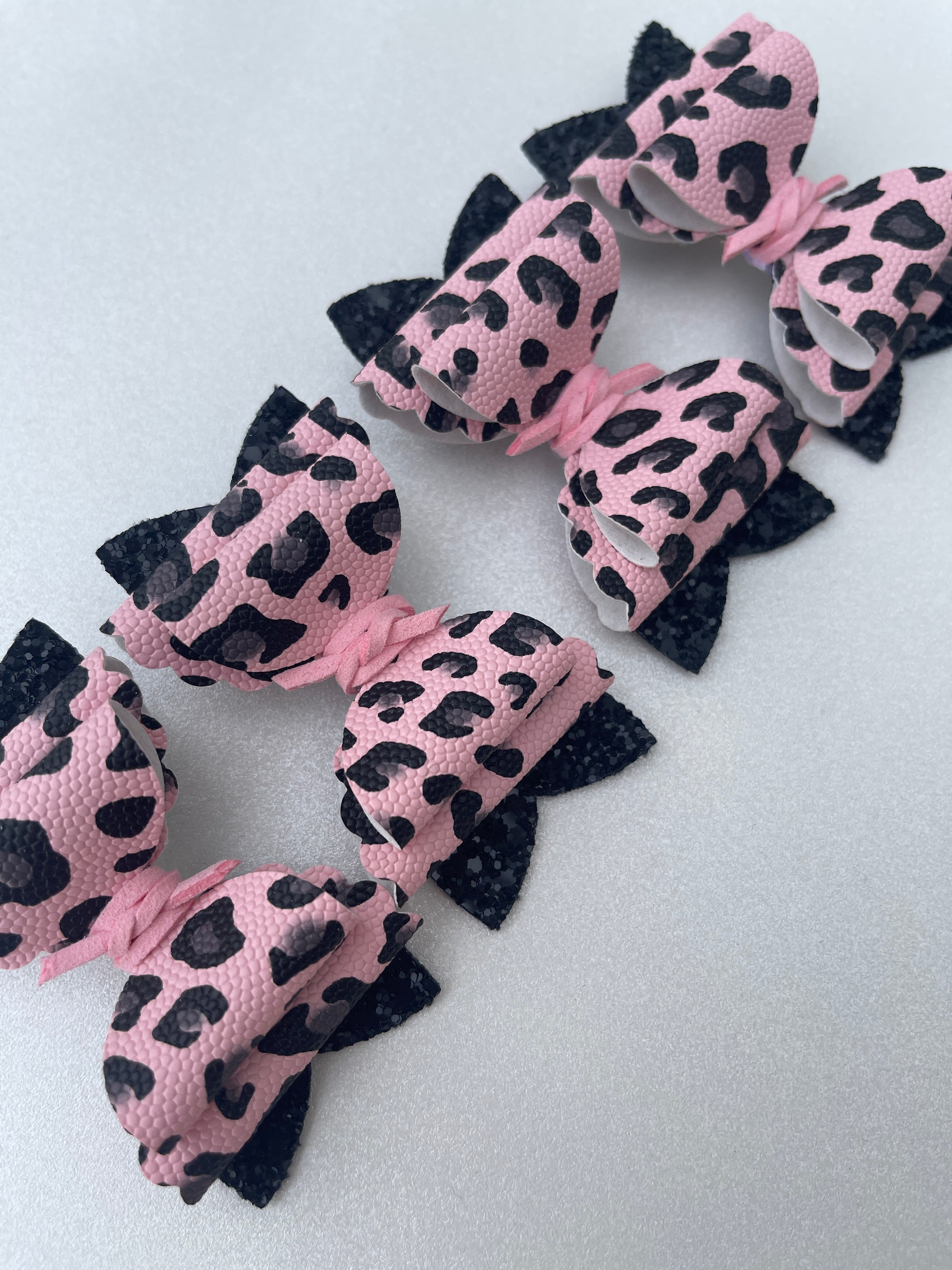 Single Halloween Detail Bow Clip